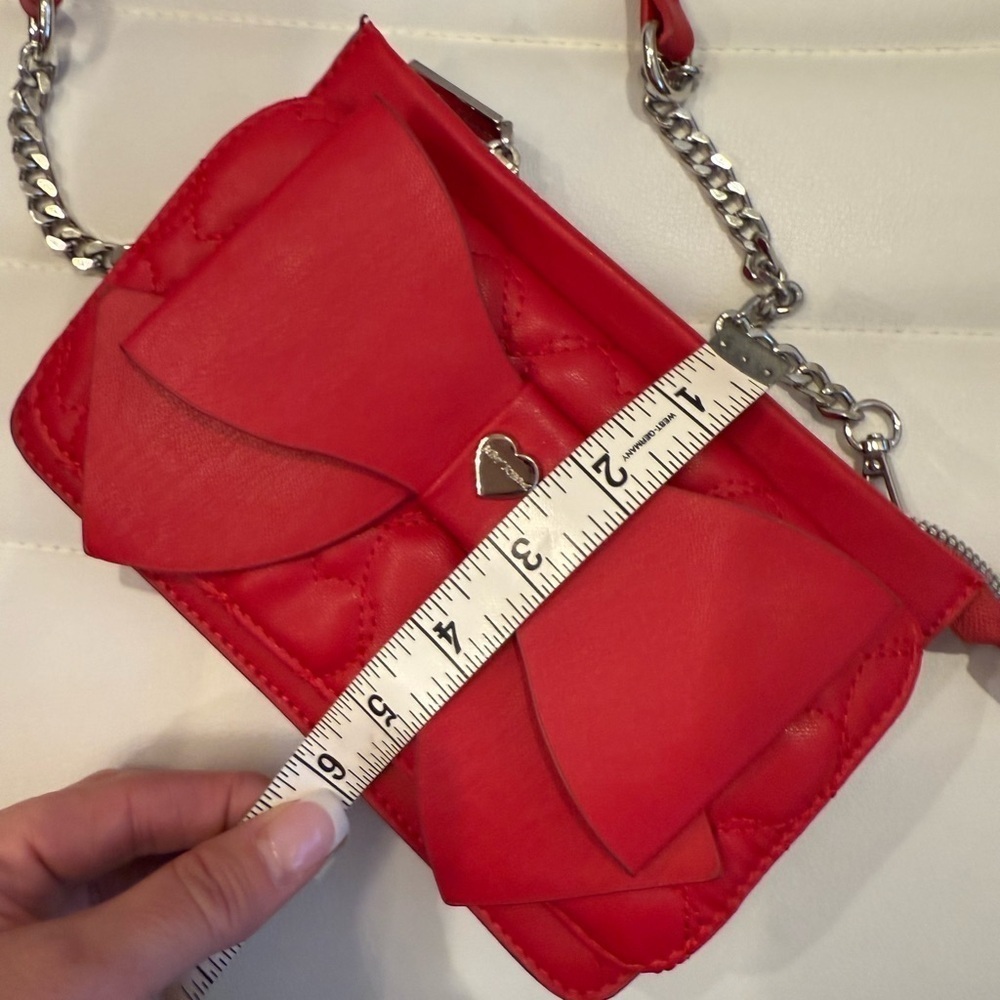 Betsey Johnson adorable red clutch/crossbody bag - Picture 11 of 11